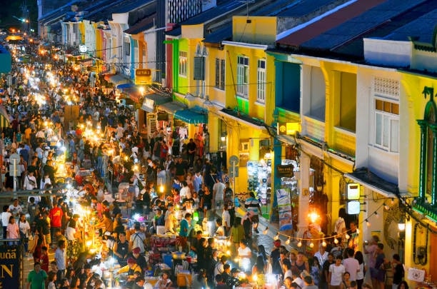 Explore the night markets