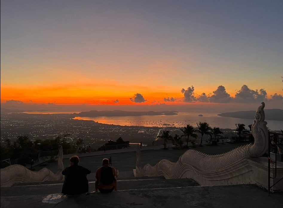 The Big Buddha is surrounded by breathtaking views