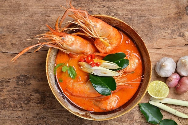 Tom Yum Goong (Spicy Shrimp Soup)