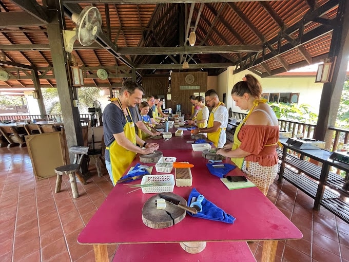 Lanta Thai Cookery School