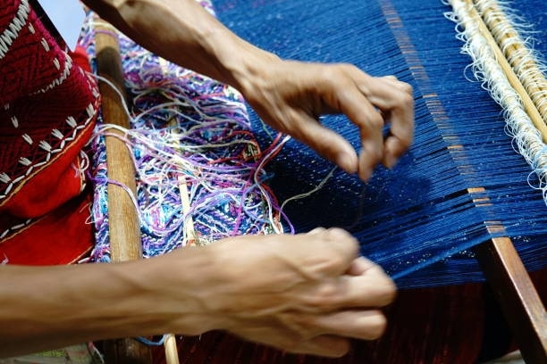 Learn about Thai arts and crafts