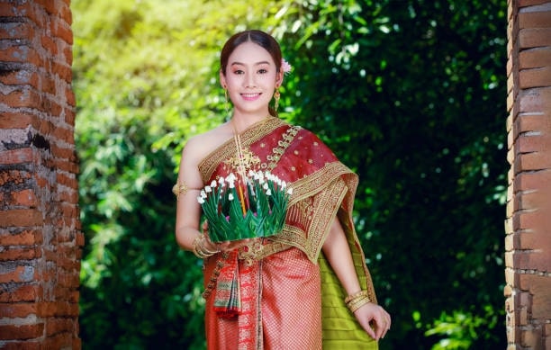 Thai traditional attire adds to the allure of the culture