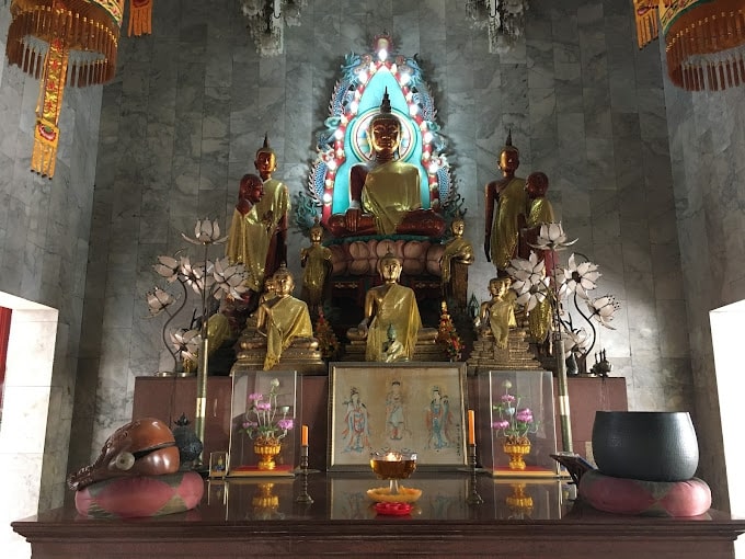 Wat Mongkol Samakhom